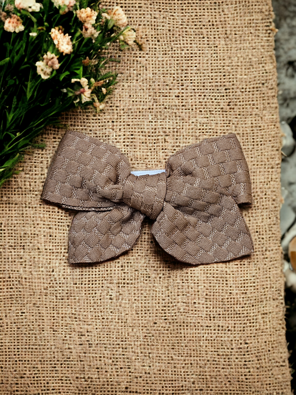 Small hair bow (textured) - brown