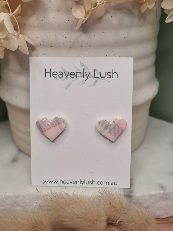 ⭐️60% OFF⭐️ Pink Plaid design - Heart Studs