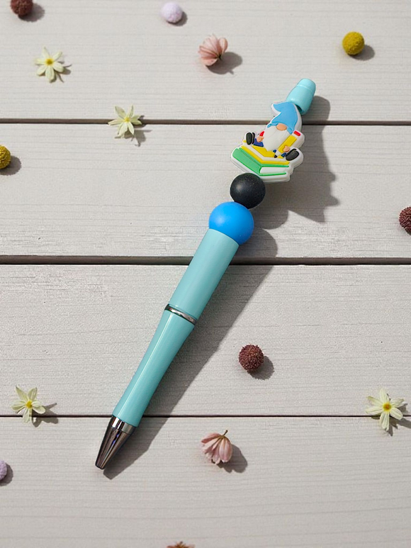 Beaded Pen - Gnome on books