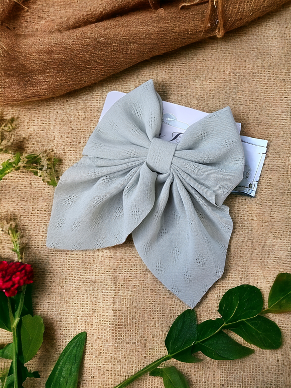 Medium Hair Bow - Mint Green