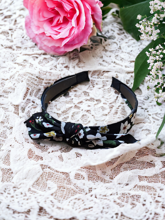 Black Headband with medium white flowers