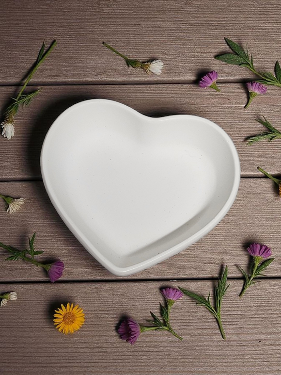 Small Heart Bowl - Cream