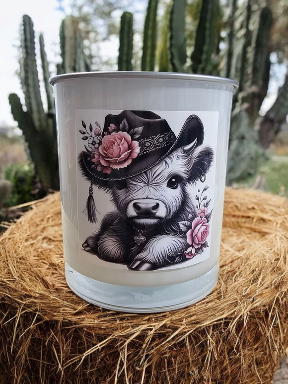 Deluxe Medium Candle - Highland Cow - Black Raspberry Vanilla