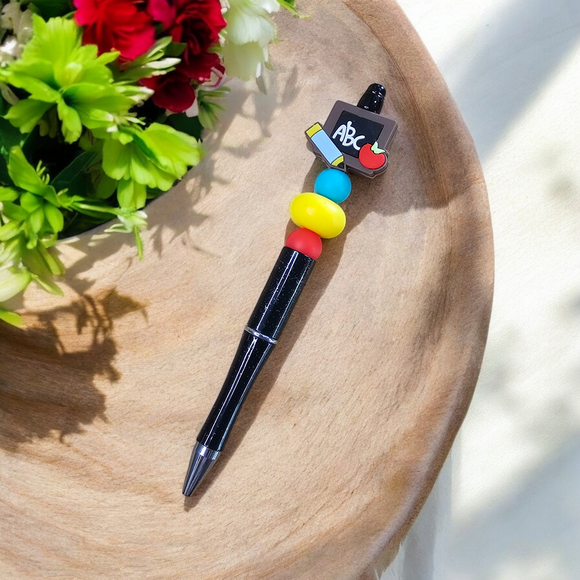 Beaded Pen - ABC Chalkboard