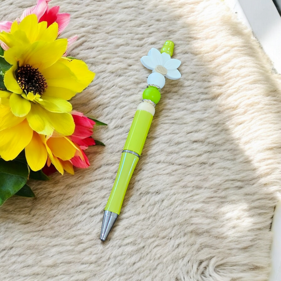 Beaded Pen - White Flower