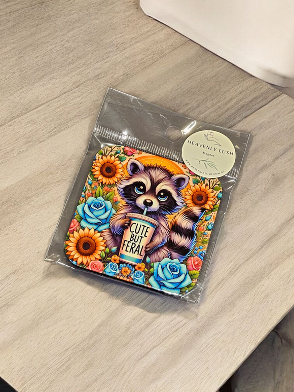 Magnet - Cute but Feral