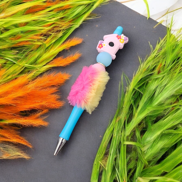 Fluffy Beaded Pen - Pink/Purple Birdhouse