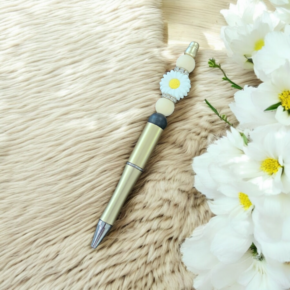 Beaded Pen - White Flower